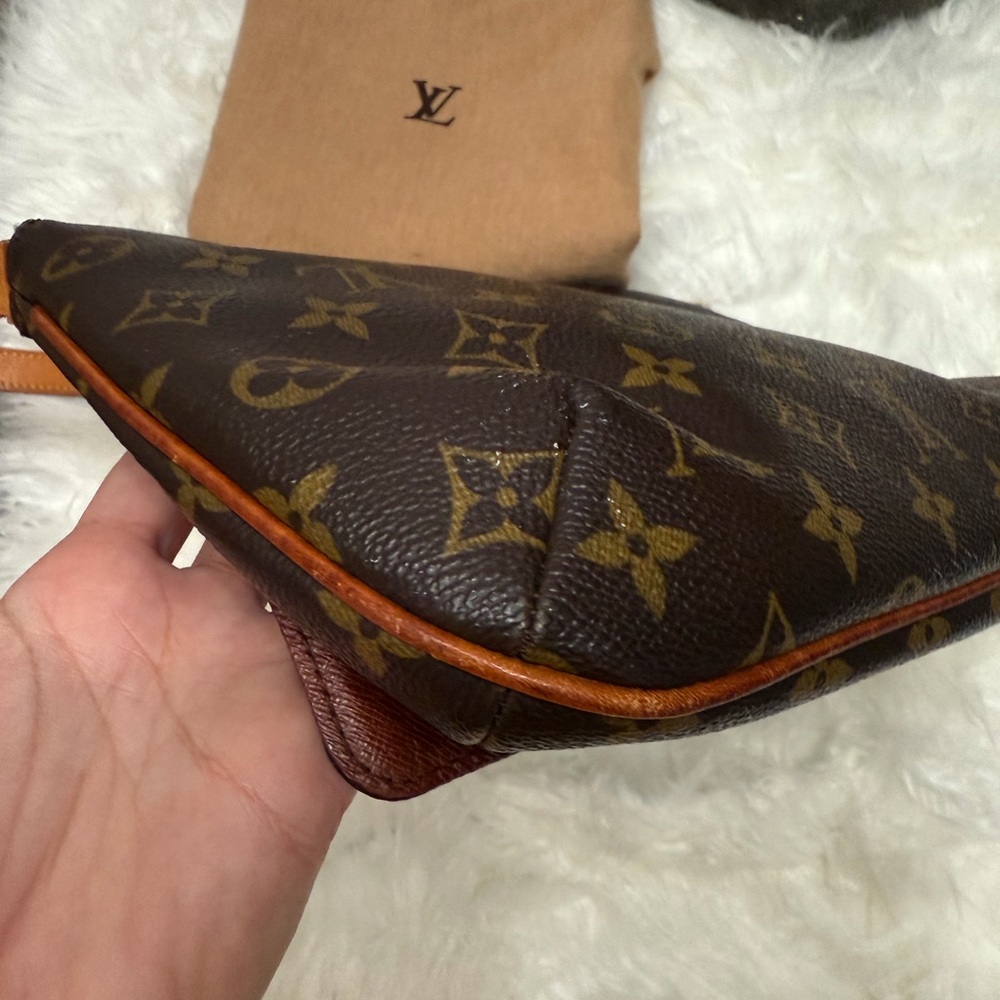 Louis Vuitton Monogram Musette Tango bag - Picture 2 of 16